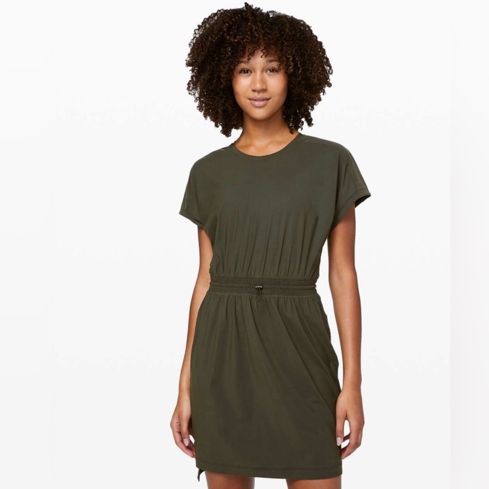 Lululemon Throw it on Dress in  Dark Olive.  Size 2